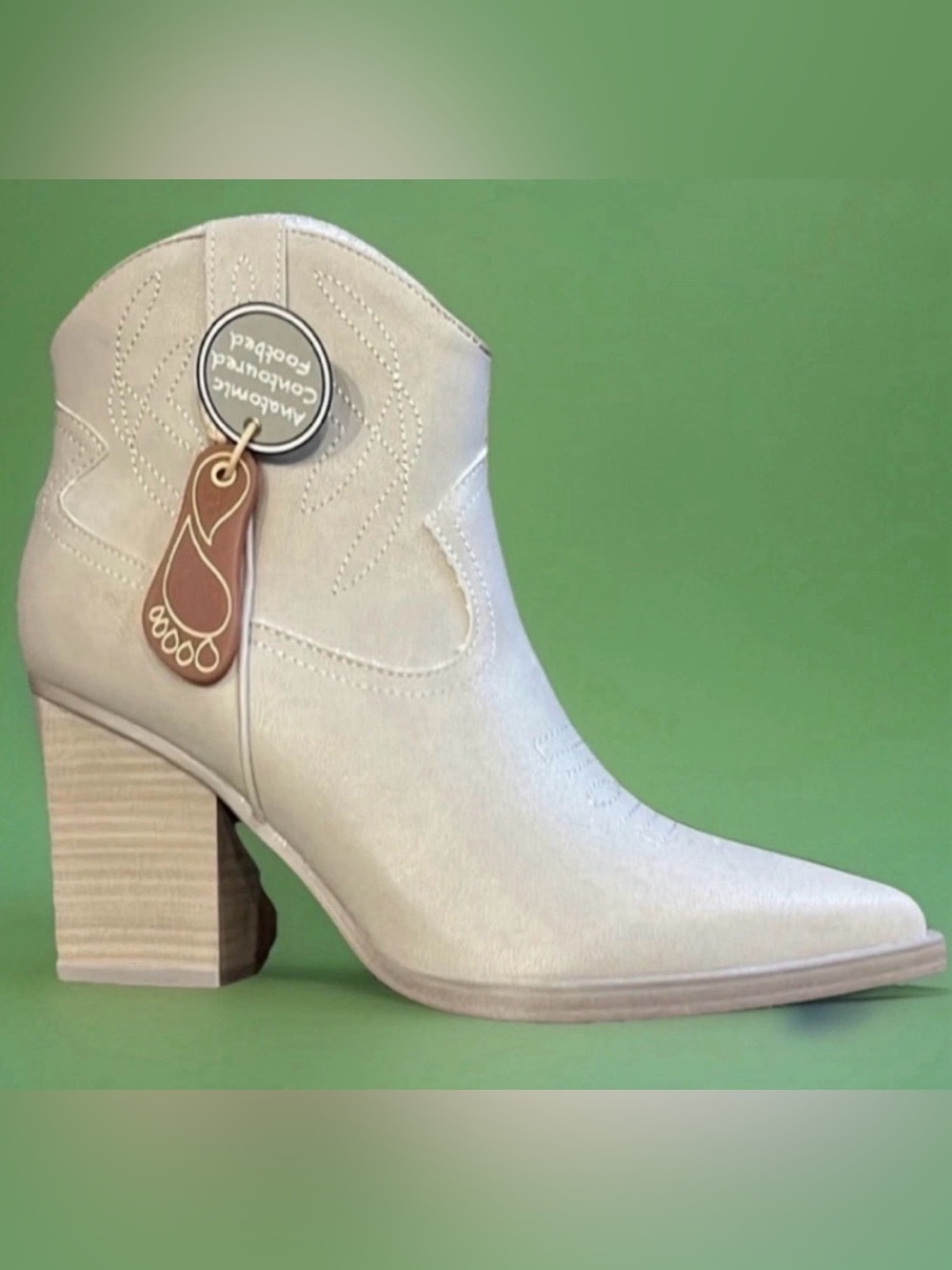 MIA SAWYER WESTERN BOOTIE CREAM NEW SIZE 9